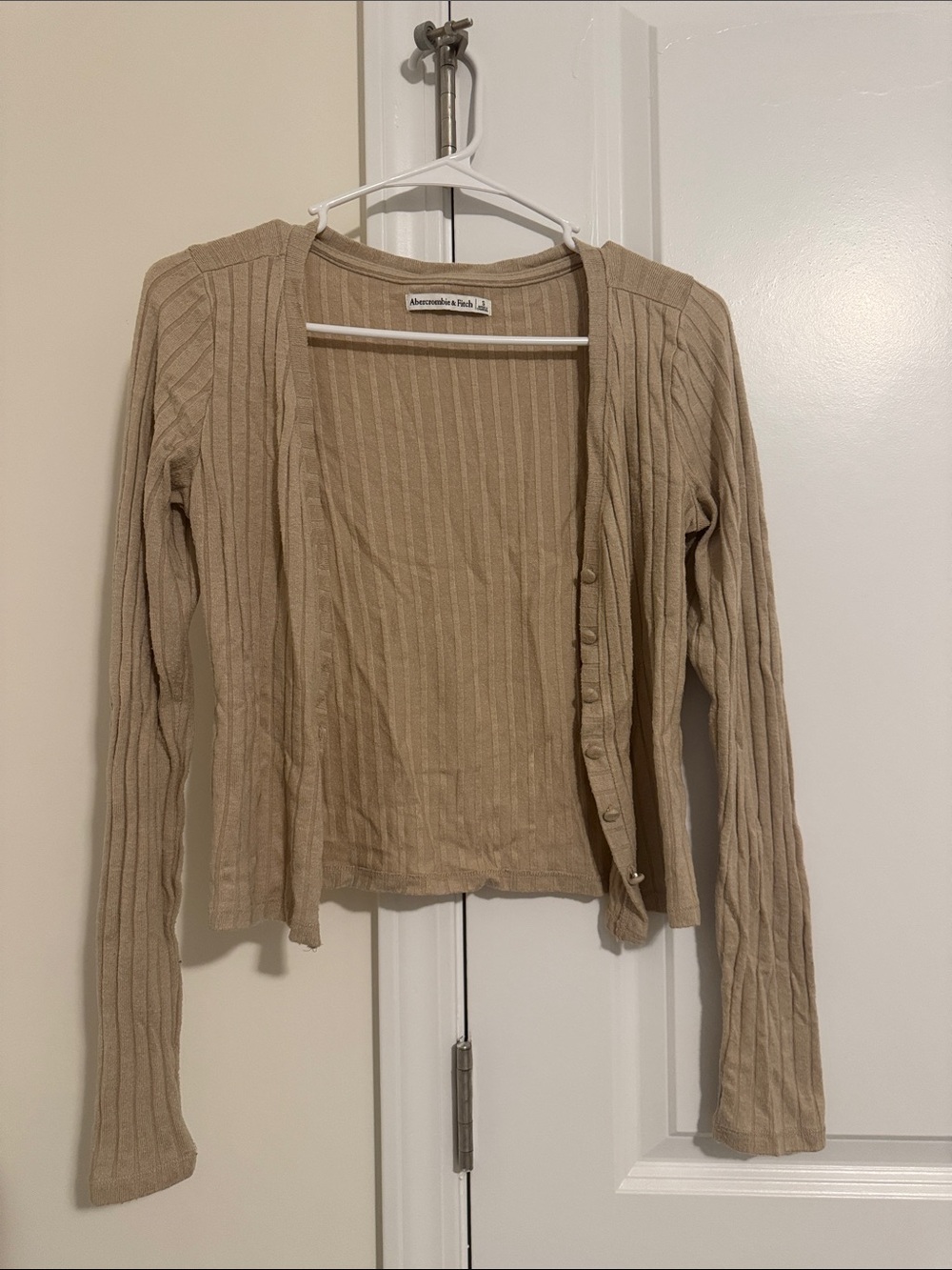 Abercrombie & Fitch Tan Women's Ribbed Button-Front Cardigan